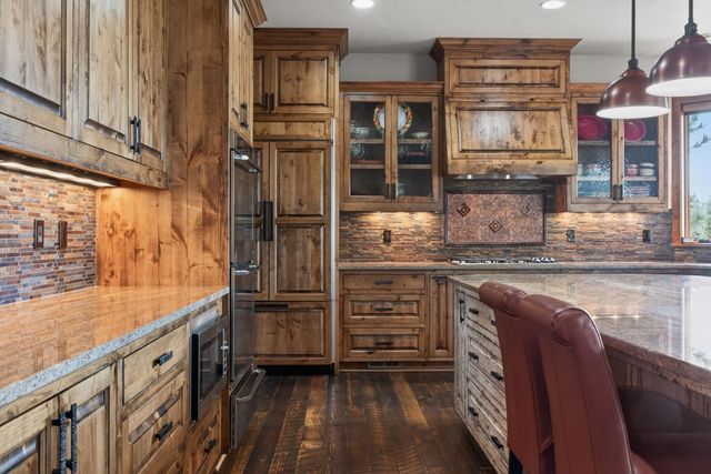19345 Roswell Drive, Bend, OR 97702