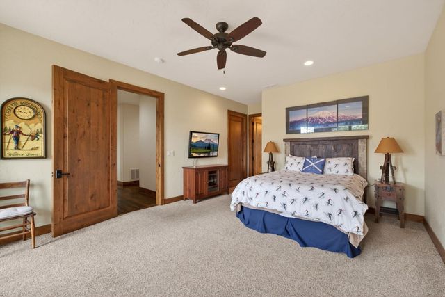 19345 Roswell Drive, Bend, OR 97702