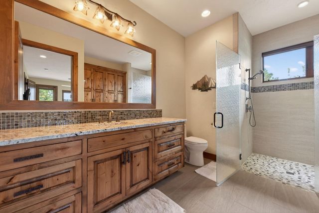 19345 Roswell Drive, Bend, OR 97702