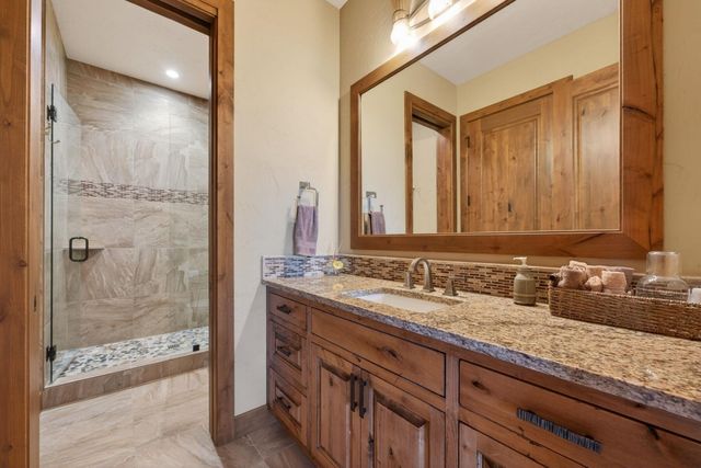 19345 Roswell Drive, Bend, OR 97702