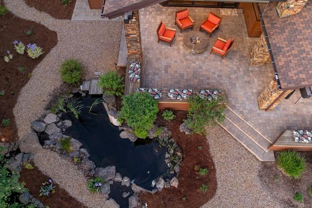 19345 Roswell Drive, Bend, OR 97702