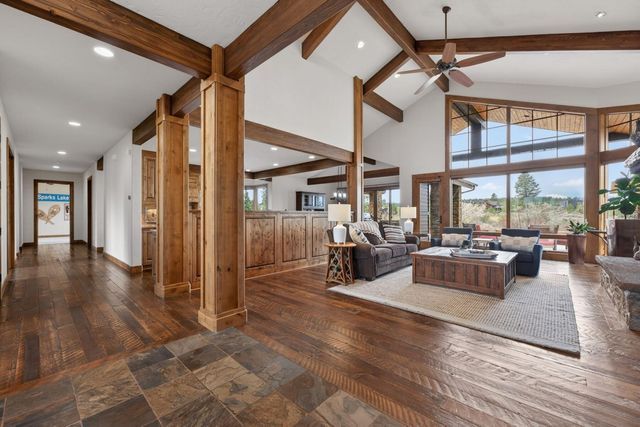19345 Roswell Drive, Bend, OR 97702