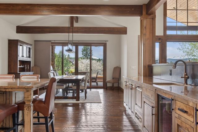 19345 Roswell Drive, Bend, OR 97702