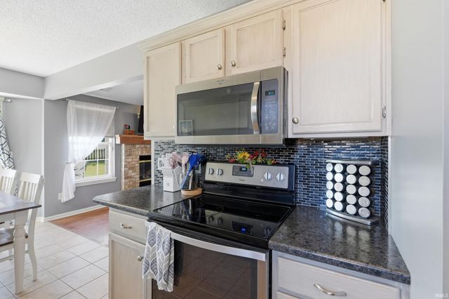 3013 Pomeroy Place, Fort Wayne, IN 46818