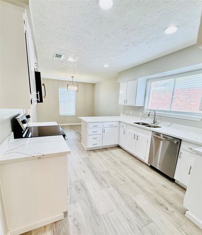 16810 Limeshade Lane, Sugar Land, TX 77498