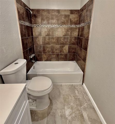16810 Limeshade Lane, Sugar Land, TX 77498