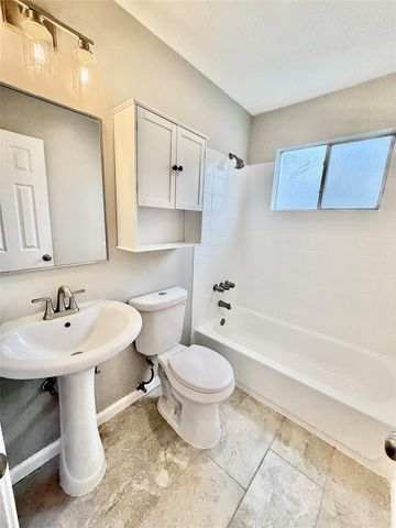 16810 Limeshade Lane, Sugar Land, TX 77498