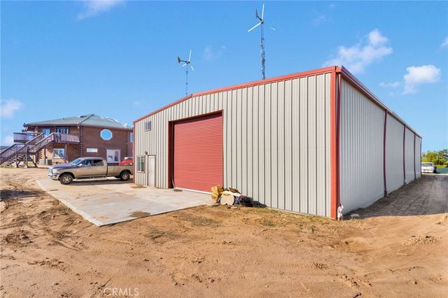 10328 El Centro, Oak Hills, CA 92344