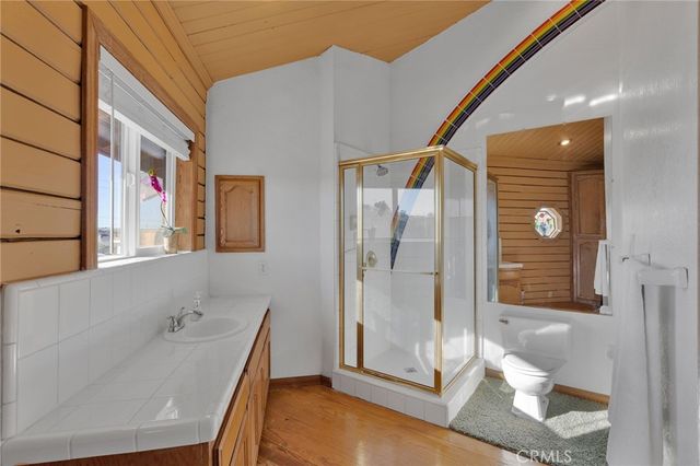 10328 El Centro, Oak Hills, CA 92344