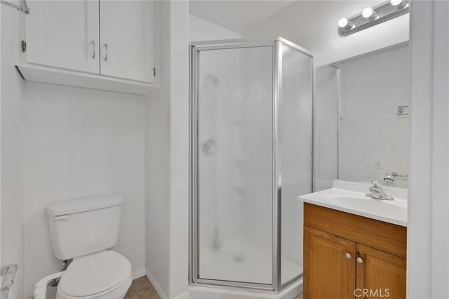 10328 El Centro, Oak Hills, CA 92344