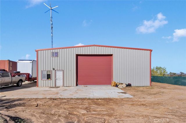 10328 El Centro, Oak Hills, CA 92344