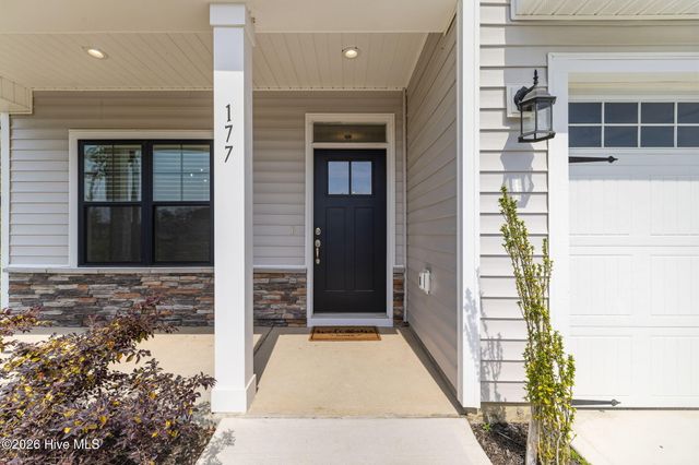 177 Tilloo Cut Way, Hampstead, NC 28443