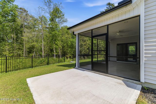 177 Tilloo Cut Way, Hampstead, NC 28443