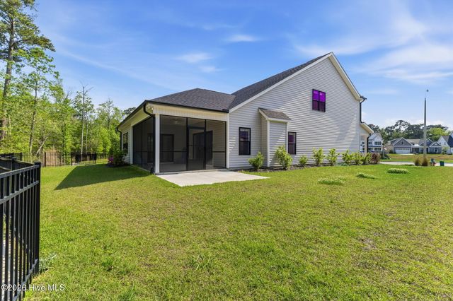 177 Tilloo Cut Way, Hampstead, NC 28443