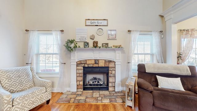5344 Saint Ives Dr, Murfreesboro, TN 37128