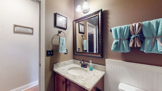5344 Saint Ives Dr, Murfreesboro, TN 37128