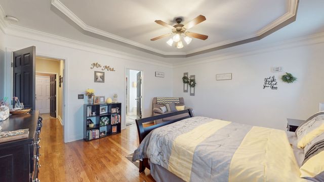 5344 Saint Ives Dr, Murfreesboro, TN 37128
