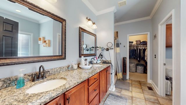 5344 Saint Ives Dr, Murfreesboro, TN 37128