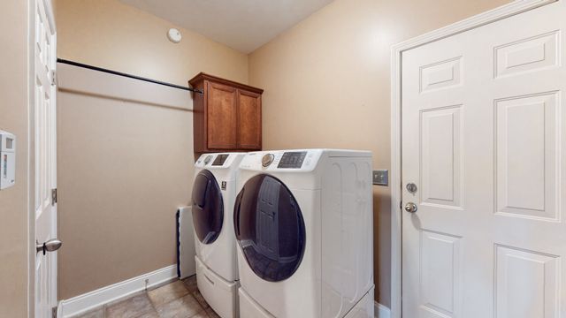 5344 Saint Ives Dr, Murfreesboro, TN 37128