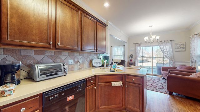 5344 Saint Ives Dr, Murfreesboro, TN 37128