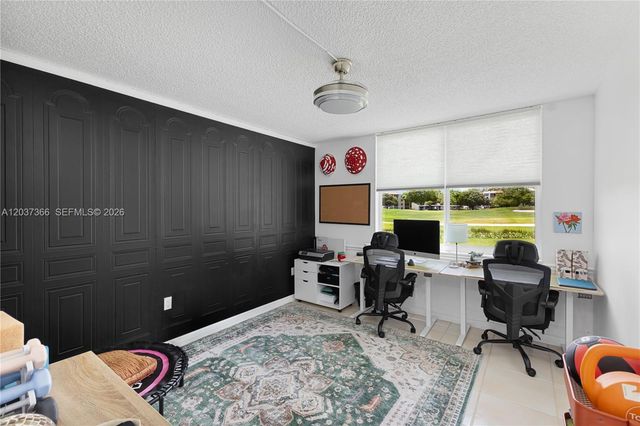 9495 Evergreen Pl 103, Davie, FL 33324