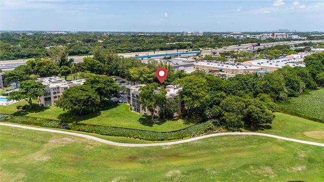 9495 Evergreen Pl 103, Davie, FL 33324