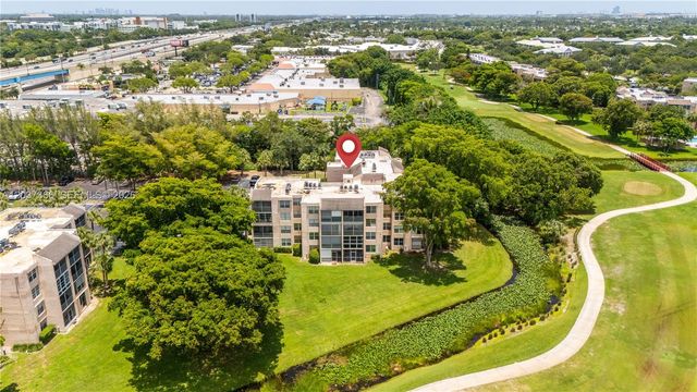 9495 Evergreen Pl 103, Davie, FL 33324