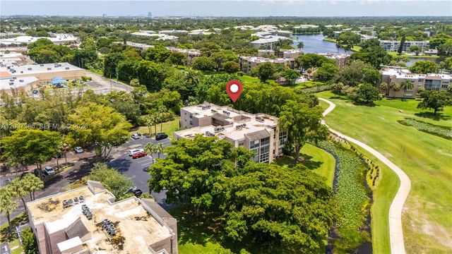 9495 Evergreen Pl 103, Davie, FL 33324