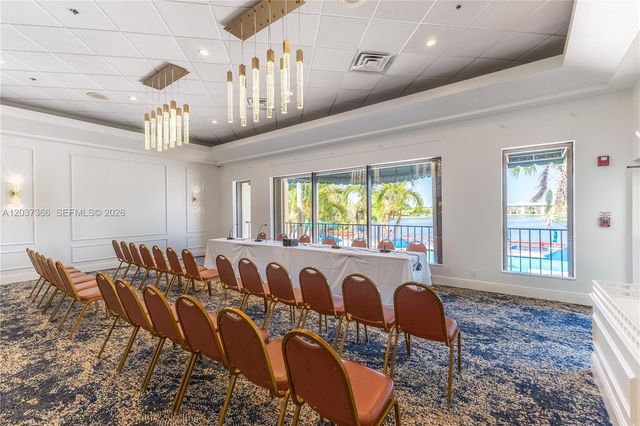 9495 Evergreen Pl 103, Davie, FL 33324