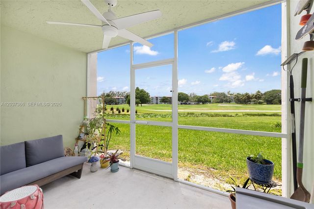 9495 Evergreen Pl 103, Davie, FL 33324
