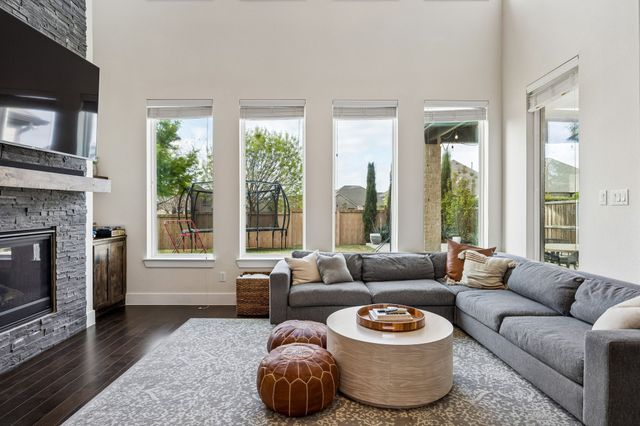 7704 Krause Springs Drive, Mckinney, TX 75071