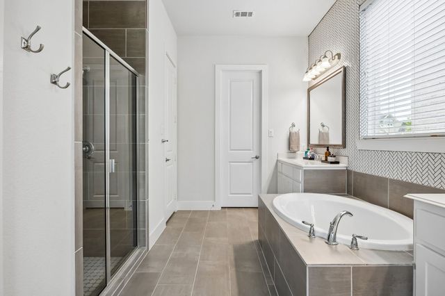 7704 Krause Springs Drive, Mckinney, TX 75071