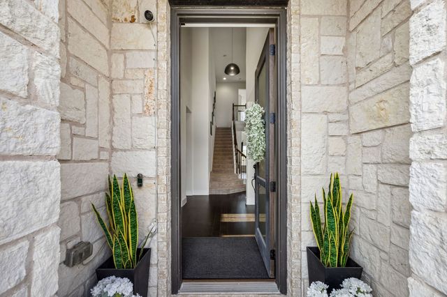 7704 Krause Springs Drive, Mckinney, TX 75071