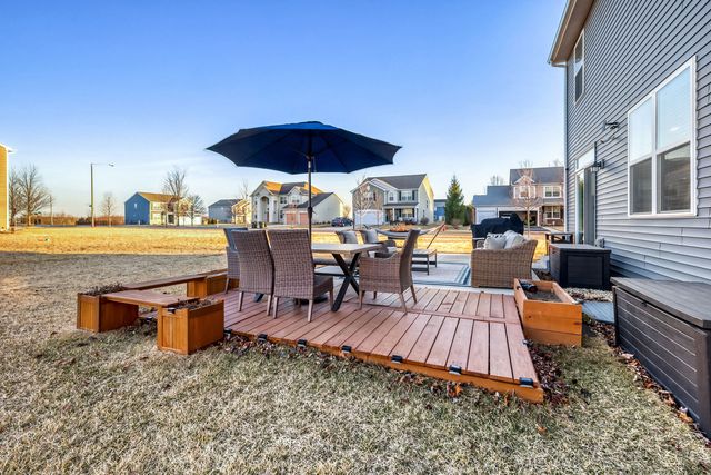 601 Ironwood Avenue, Oswego, IL 60543