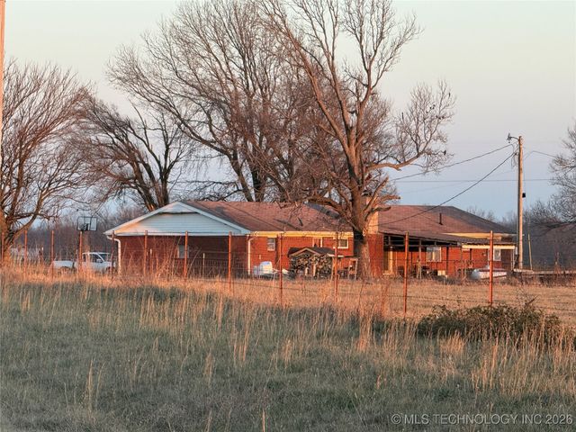 7405 Wainwright Road, Oktaha, OK 74450