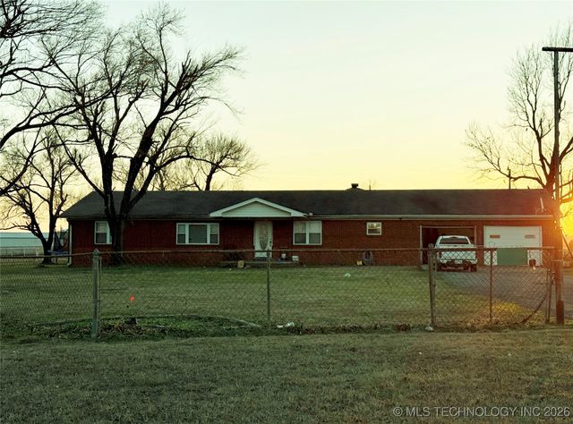 7405 Wainwright Road, Oktaha, OK 74450