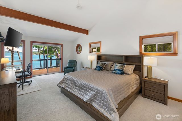 214 Pinedrona Lane, Friday Harbor, WA 98250