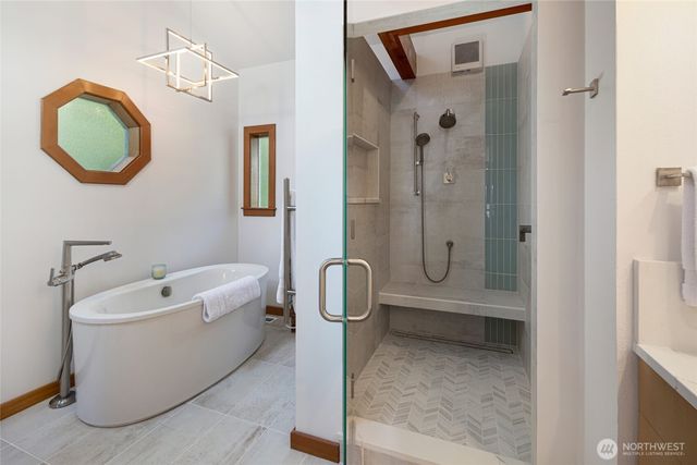 214 Pinedrona Lane, Friday Harbor, WA 98250