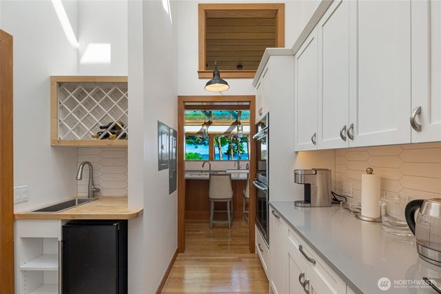 214 Pinedrona Lane, Friday Harbor, WA 98250