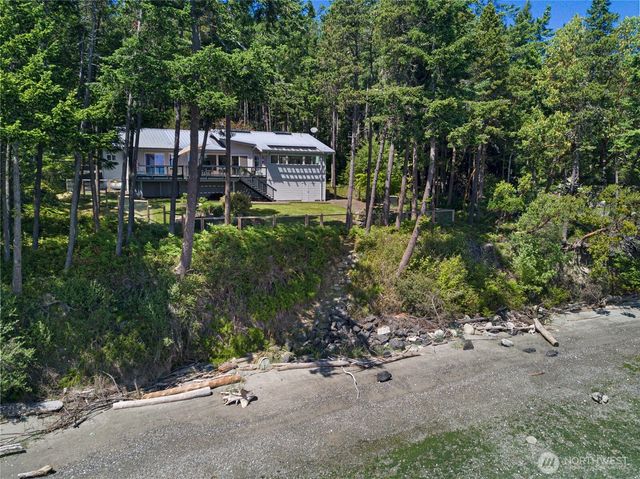 214 Pinedrona Lane, Friday Harbor, WA 98250