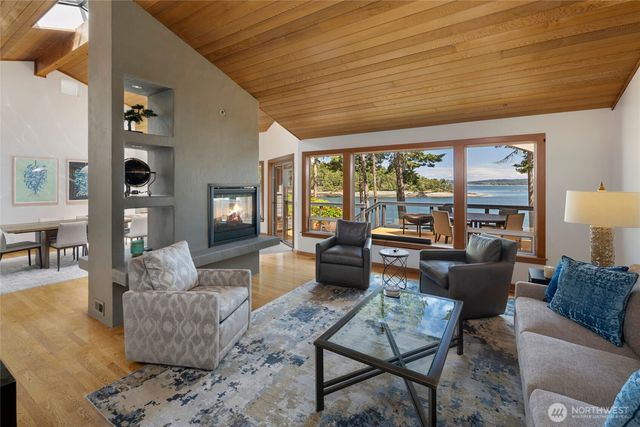 214 Pinedrona Lane, Friday Harbor, WA 98250