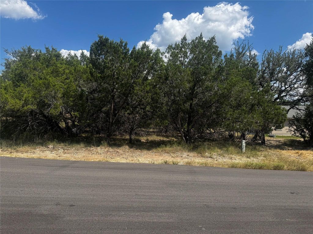 20702 Harrison CV, Lago Vista, TX 78645