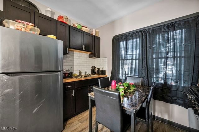 2013 W 99th Street, Cleveland, OH 44102