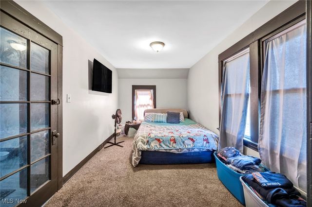 2013 W 99th Street, Cleveland, OH 44102