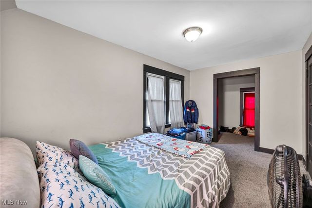 2013 W 99th Street, Cleveland, OH 44102