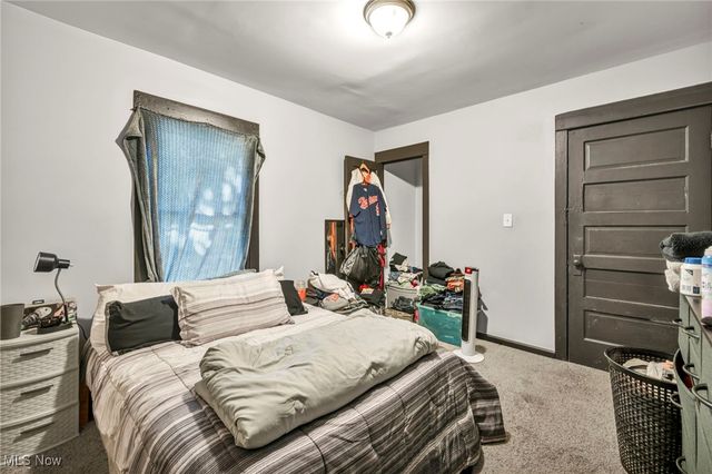 2013 W 99th Street, Cleveland, OH 44102