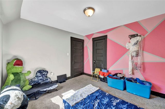 2013 W 99th Street, Cleveland, OH 44102