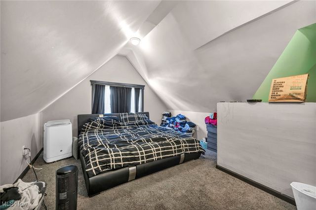 2013 W 99th Street, Cleveland, OH 44102