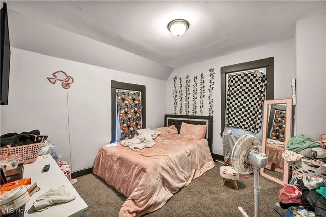 2013 W 99th Street, Cleveland, OH 44102