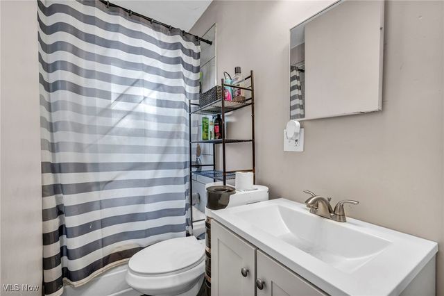 2013 W 99th Street, Cleveland, OH 44102